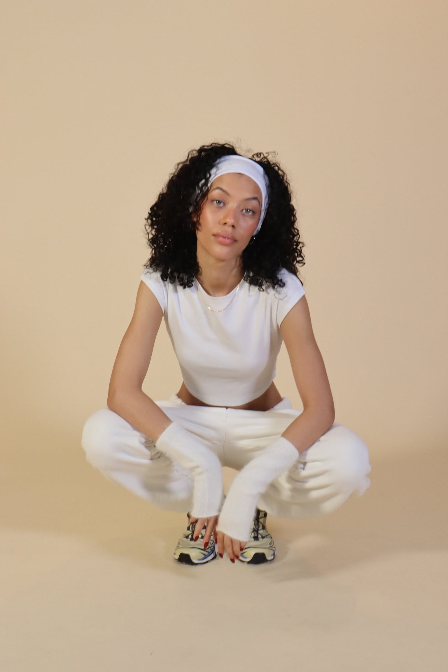 Haze Furry Fingerless Arm Warmer in White