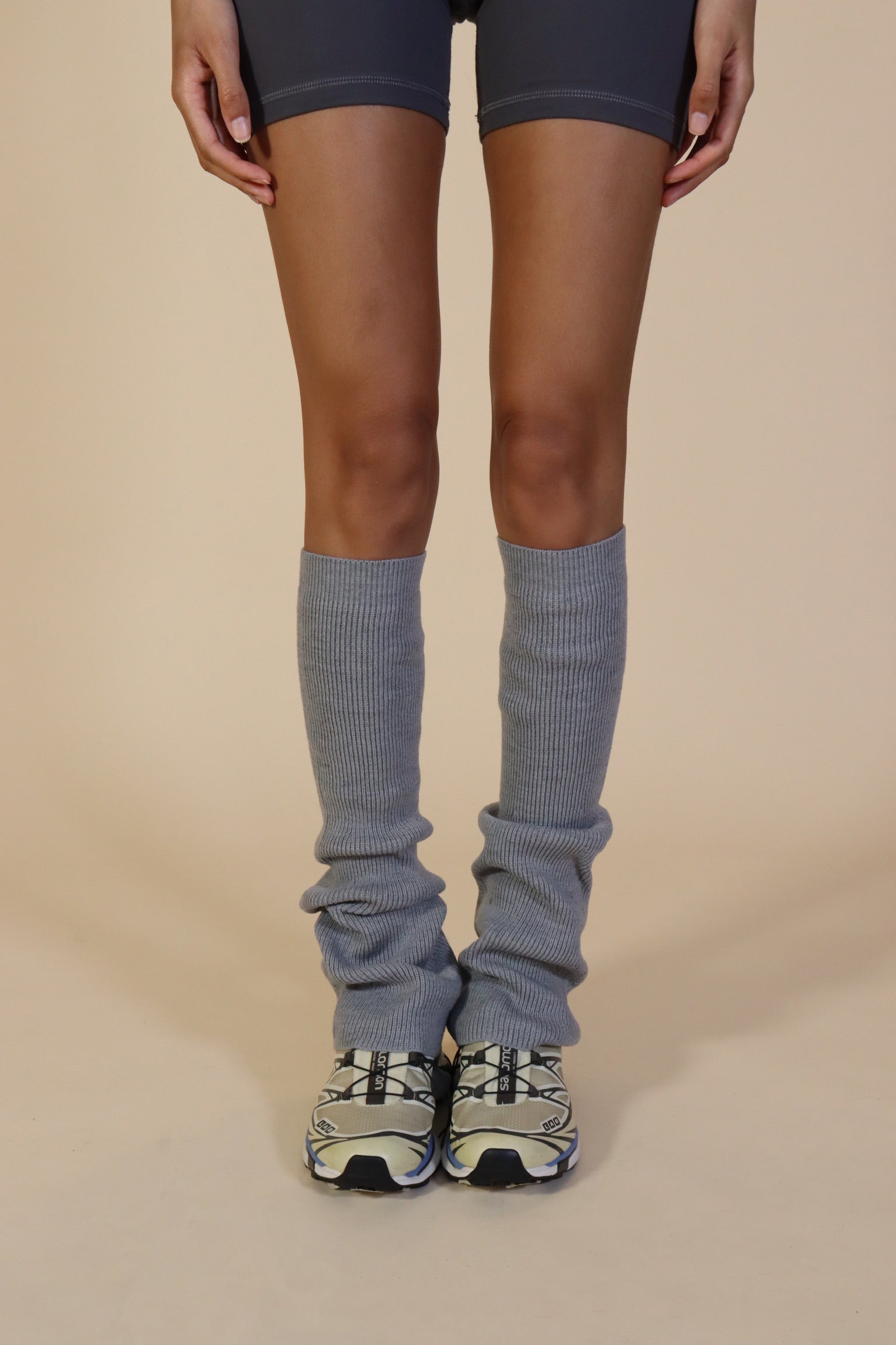 Angel Wool Leg Warmers in Gray